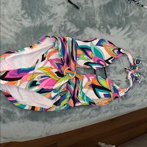 Multicolored swimsuit!
